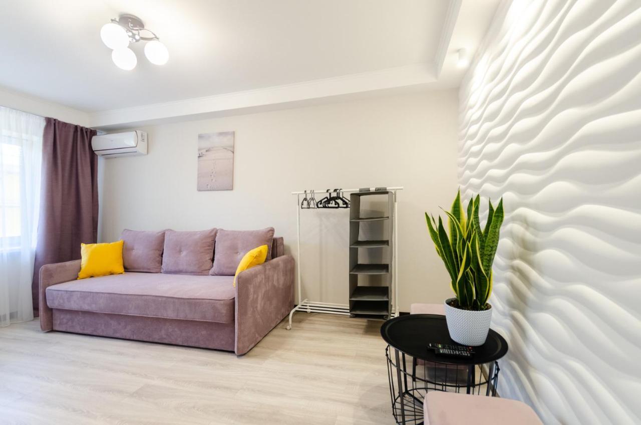Artal Apartment On Obolonskyi Avenue 16 Kiev Eksteriør billede
